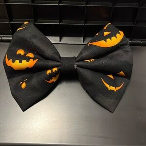Handmade Jack o lantern bow